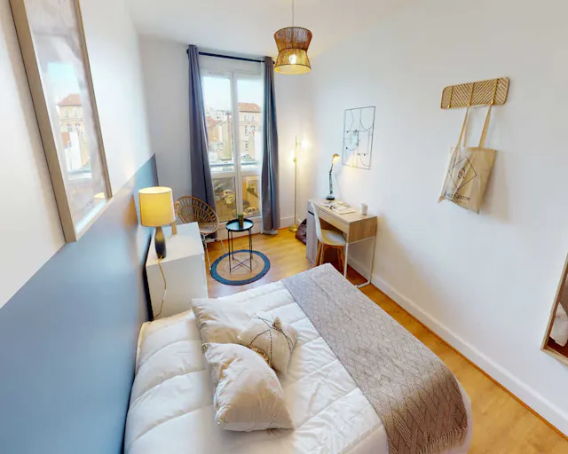 Private room in Rue du Ménil, Asnières-sur-Seine (1483570) room image 1