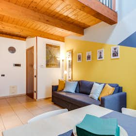 Apartament de închiriat pentru 1.650 EUR pe lună în Ravenna, Via Ravegnana
