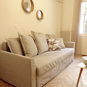 Private room for rent for €380 per month in Athens, Navarinou