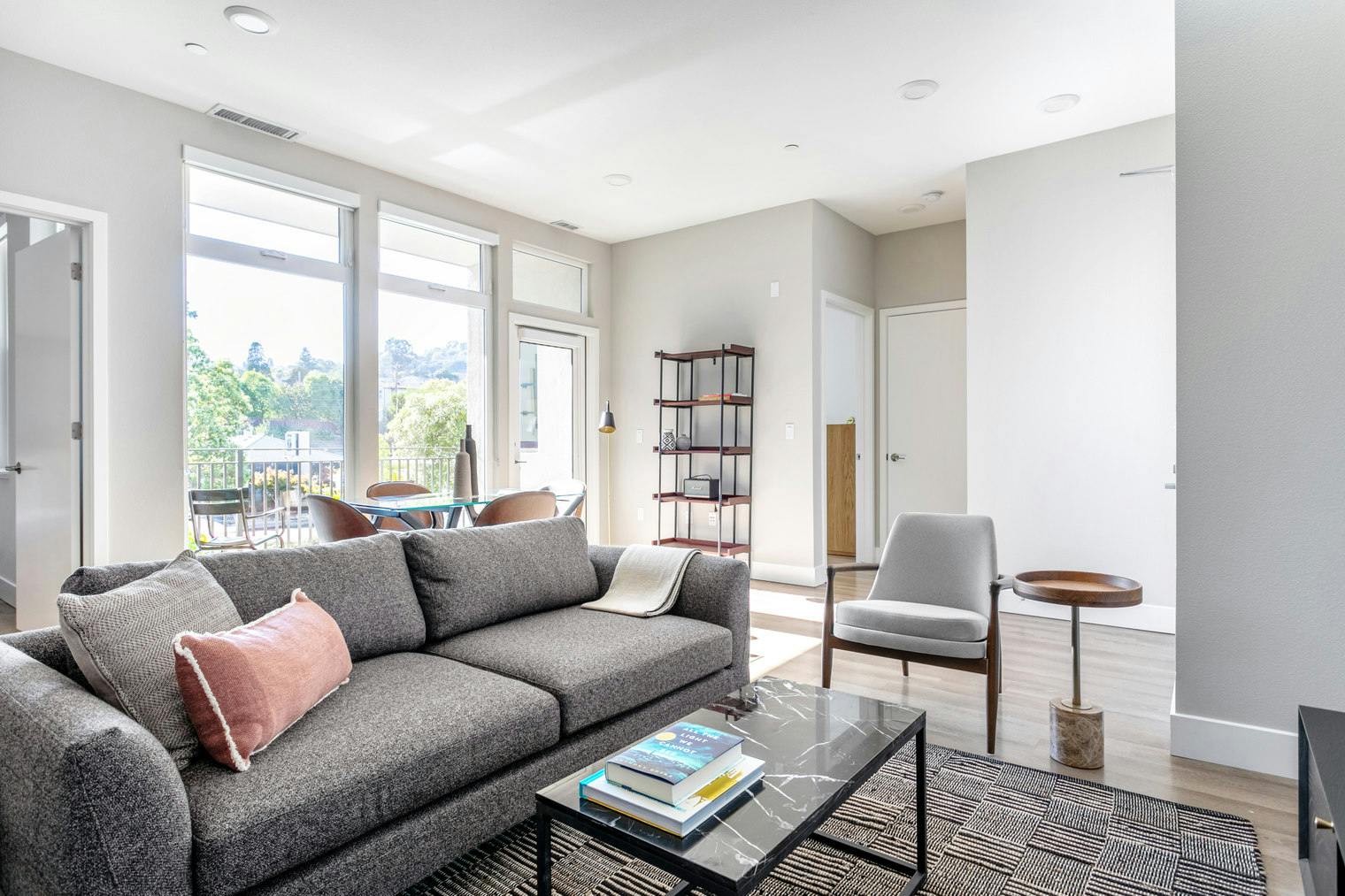 Wohnung zu mieten für $8,919 pro Monat in San Carlos, El Camino Real