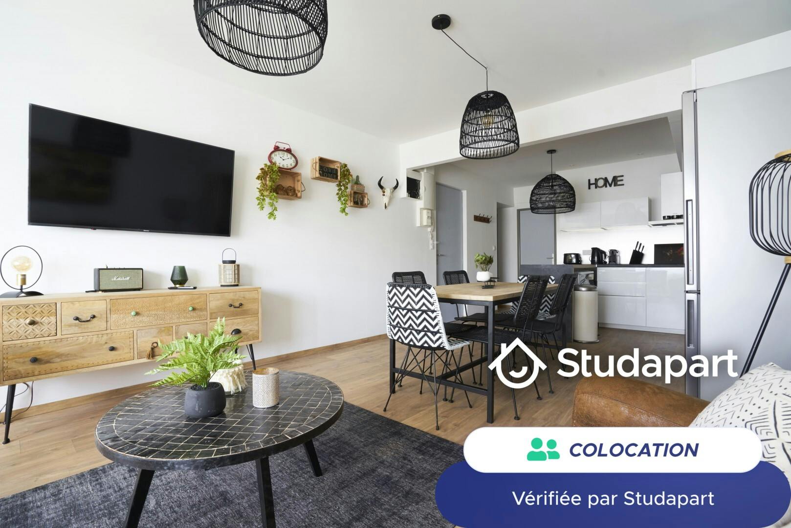 Private room for rent for €470 per month in Reims, Rue Cardinal Suhard