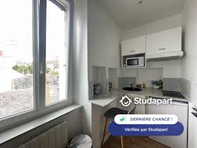 Wohnung zu mieten für 630 € pro Monat in Rennes, Rue Jean-Marie Duhamel
