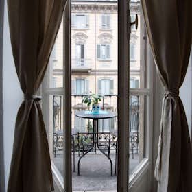 Private room for rent for €590 per month in Turin, Via Legnano