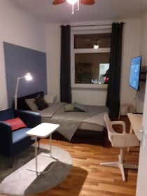 Privé kamer te huur voor € 720 per maand in Frankfurt am Main, Mainzer Landstraße