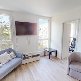 私人房间 正在以 €443 的月租出租，其位于 Hérouville-Saint-Clair, Boulevard de la Grande Delle