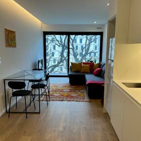 Apartment for rent for €1,300 per month in Porto, Rua Horácio Marçal