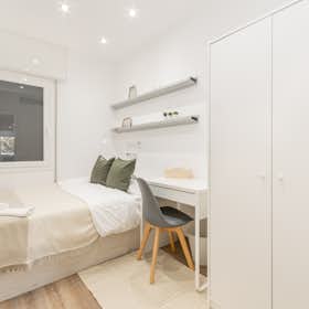 Private room for rent for €740 per month in Barcelona, Gran Via de Carles III