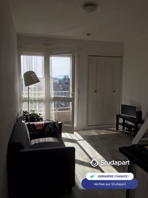 Lägenhet att hyra för 550 € i månaden i Pau, Rue Émile Garet