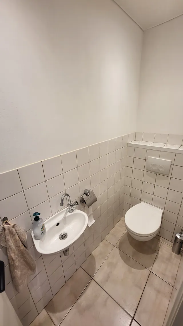 Private room in Overschiese Dorpsstraat, Rotterdam (1484210) room image 10