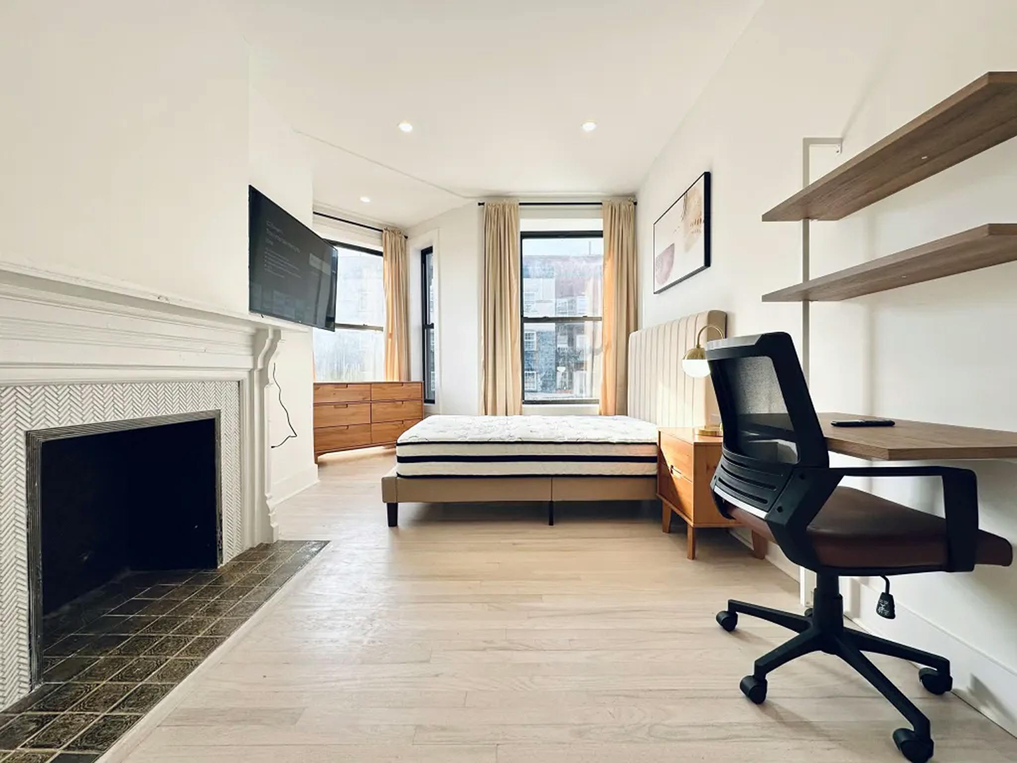 Bedford Ave, Brooklyn, NY preview