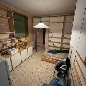 Privé kamer te huur voor € 450 per maand in Naples, Via Adolfo Omodeo