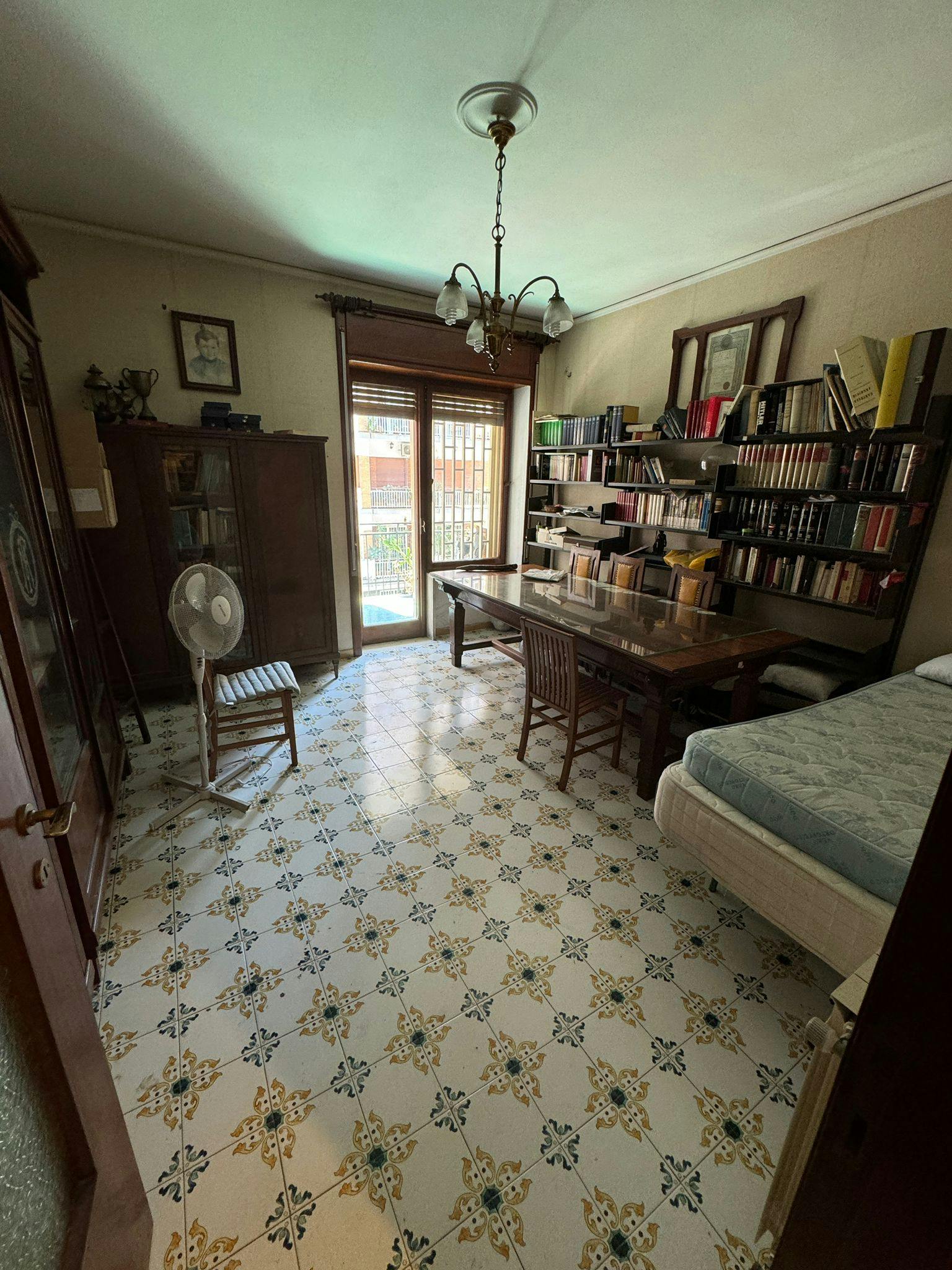 Via Adolfo Omodeo, Naples