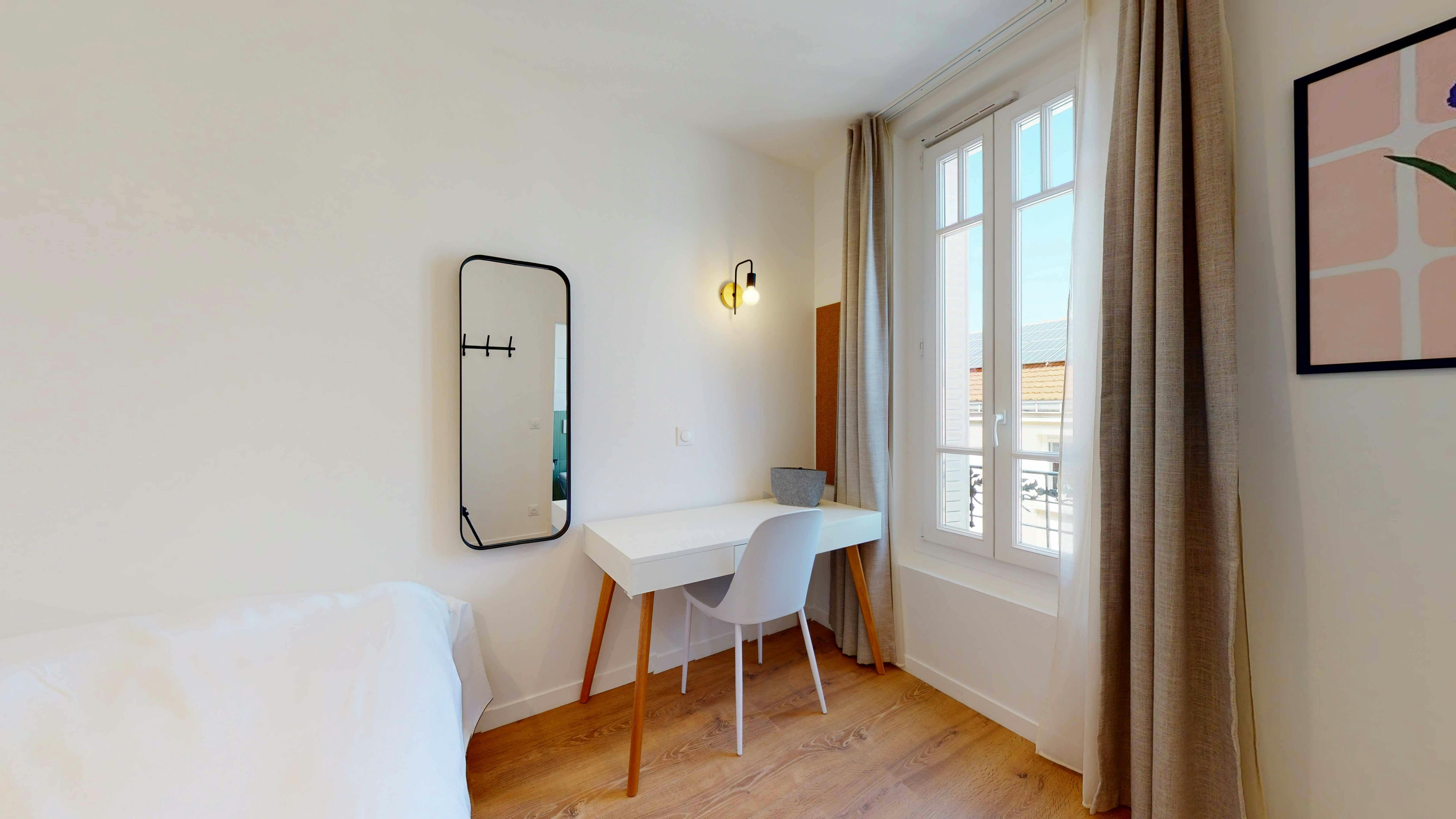 Apartment Suresnes, 290m² — photo 24