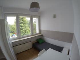 Private room for rent for PLN 1,403 per month in Warsaw, ulica Grochowska