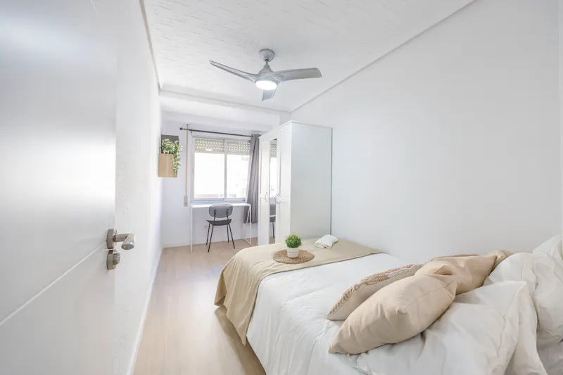 Carrer del Doctor Vicent Zaragoza, Valencia - in Valencia
