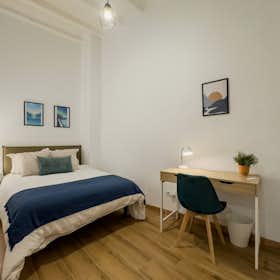 Private room for rent for €600 per month in Barcelona, Carrer d'Avinyó