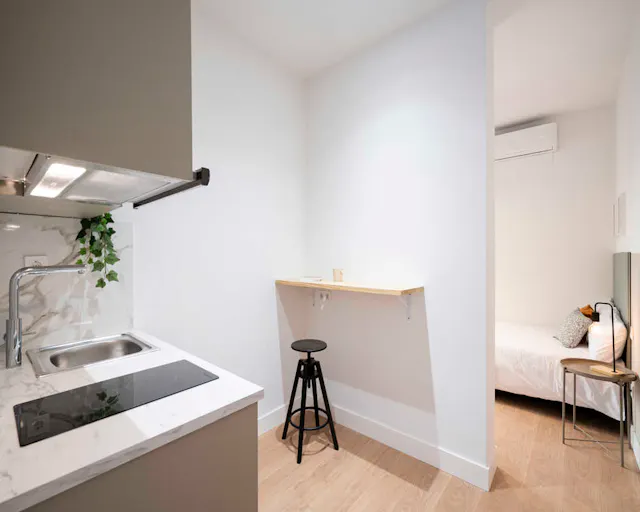 Private room in Calle del Carmen, Madrid (1484413) room image 1