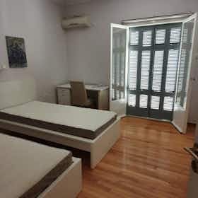 Habitación compartida en alquiler por 400 € al mes en Athens, 3is Septemvriou