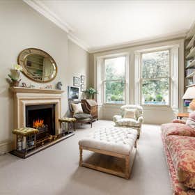 公寓 for rent for £2,992 per month in London, Redcliffe Gardens