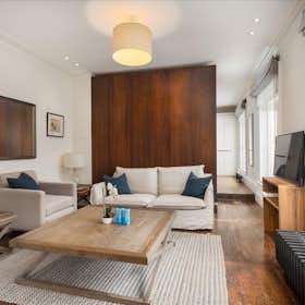 Apartment for rent for £1 per month in London, Grosvenor Gardens