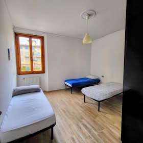Shared room for rent for €310 per month in Florence, Via di Mezzo
