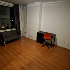 Privé kamer te huur voor € 995 per maand in Leiden, Brucknerstraat