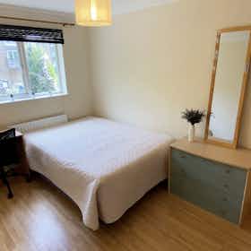 Habitación privada en alquiler por 849 GBP al mes en London, Plough Way