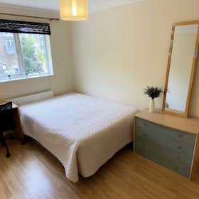 私人房间 正在以 £849 的月租出租，其位于 London, Plough Way