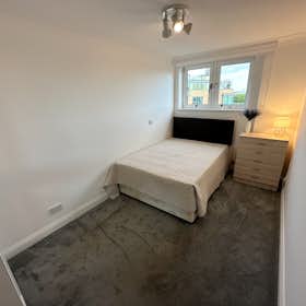 Private room for rent for £1,090 per month in London, St John's Wood Road