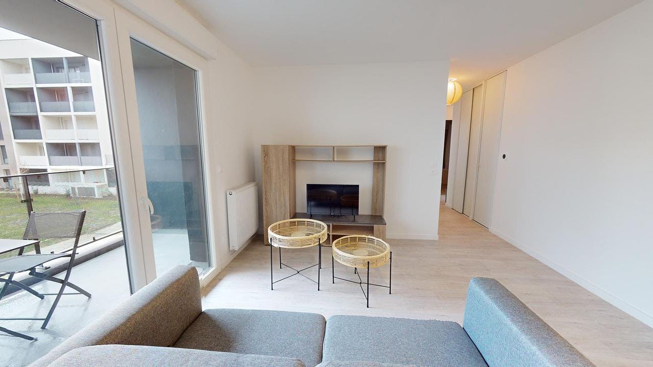 Apartment Lormont — photo 4