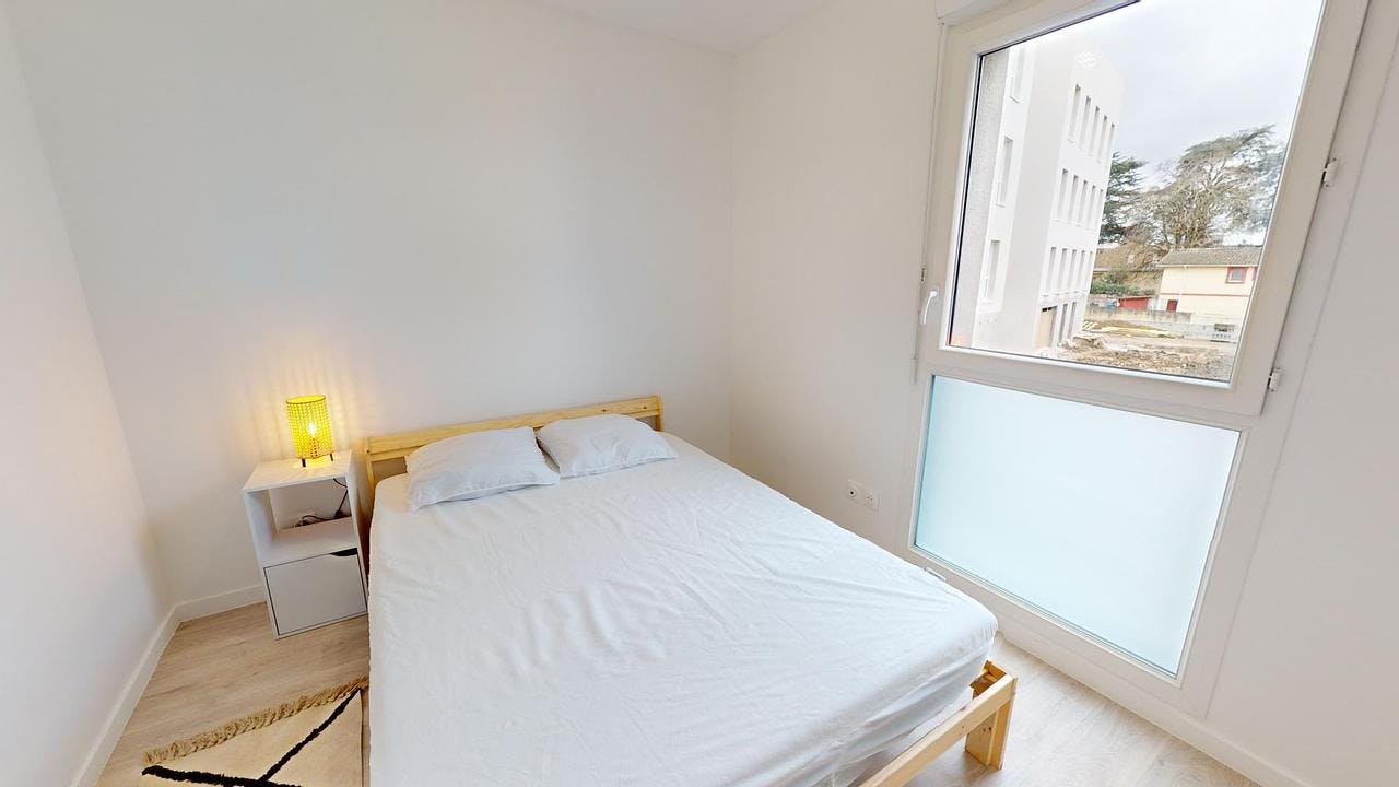 Apartment Lormont — photo 8