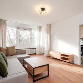 Studio for rent for €1,300 per month in Berlin, Mehringplatz