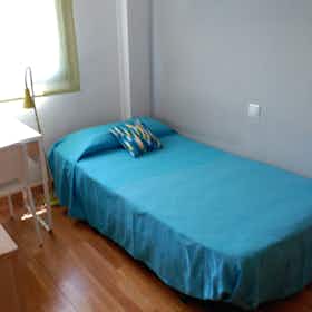 Private room for rent for €400 per month in Leganés, Calle Aranjuez