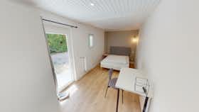 Cameră privată de închiriat pentru 406 EUR pe lună în Angoulême, Rue de Bordeaux