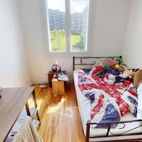 Отдельная комната сдается в аренду за 400 € в месяц в Brest, Rue Roger Salengro