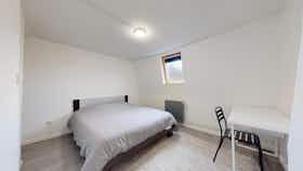 Отдельная комната сдается в аренду за 360 € в месяц в Roubaix, Rue Louis Decottignies