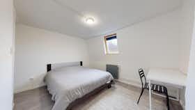 Habitación privada en alquiler por 360 € al mes en Roubaix, Rue Louis Decottignies