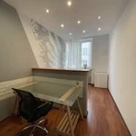 Отдельная комната сдается в аренду за 1 300 PLN в месяц в Katowice, ulica Jana Matejki