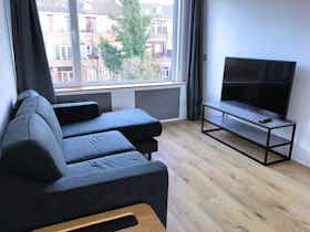 Appartement te huur voor € 1.680 per maand in Rotterdam, Hogenbanweg