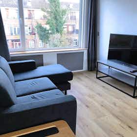 Lägenhet att hyra för 1 680 € i månaden i Rotterdam, Hogenbanweg