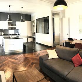House for rent for €2,100 per month in Lyon, Avenue du Maréchal de Saxe