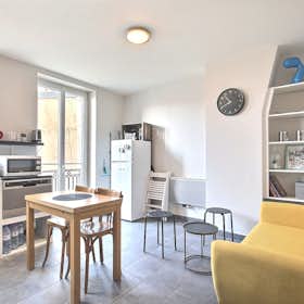 Appartement à louer pour 1 980 €/mois à Paris, Boulevard de Ménilmontant