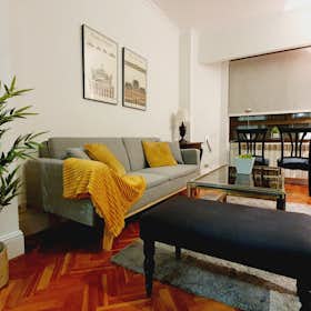Apartment for rent for €1,750 per month in Madrid, Calle de Carlota O'Neill