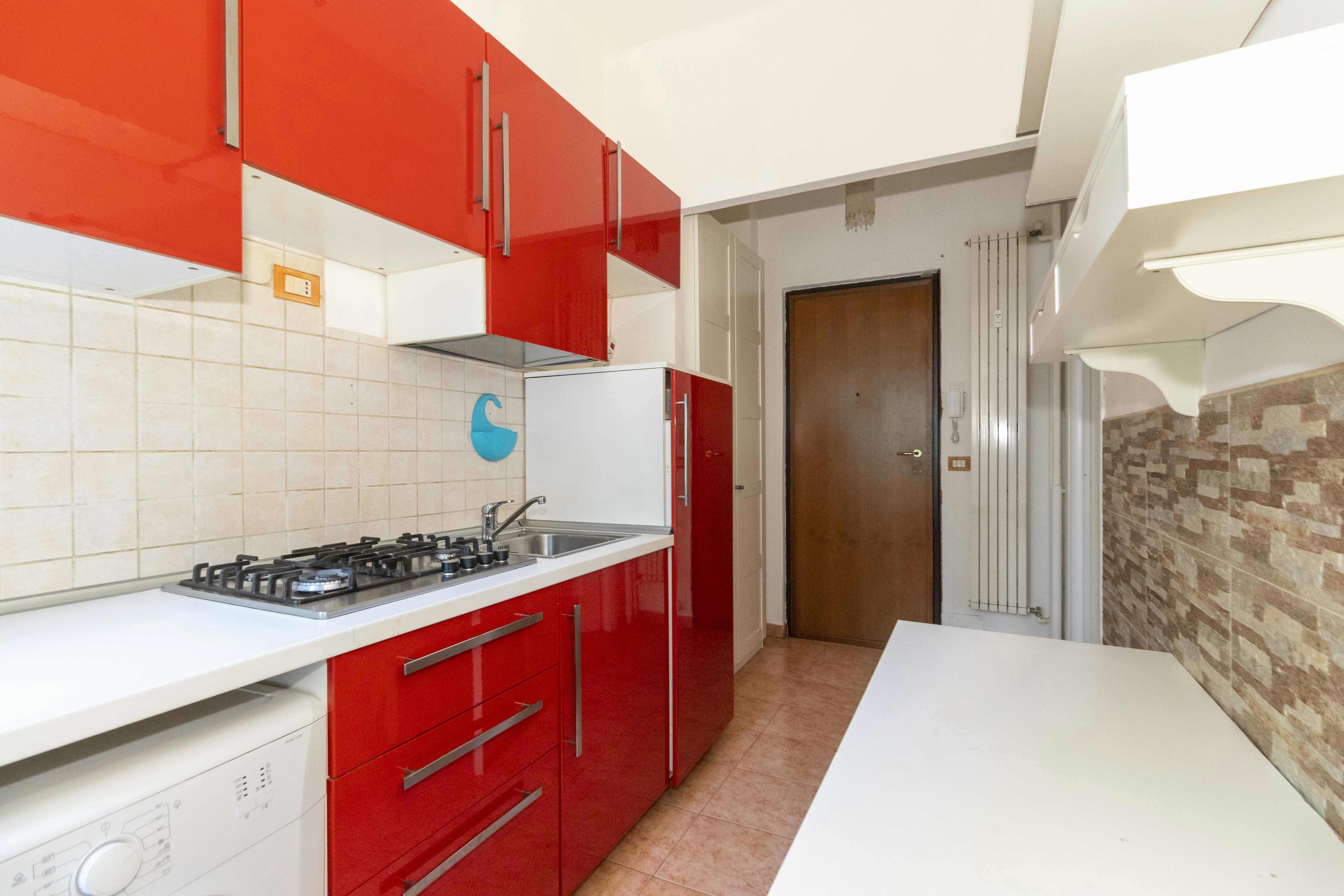 Appartement te huur voor € 470 per maand in Turin, Via Paolo Sarpi