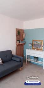 Apartamento en alquiler por 750 € al mes en Avignon, Chemin des Cris Verts