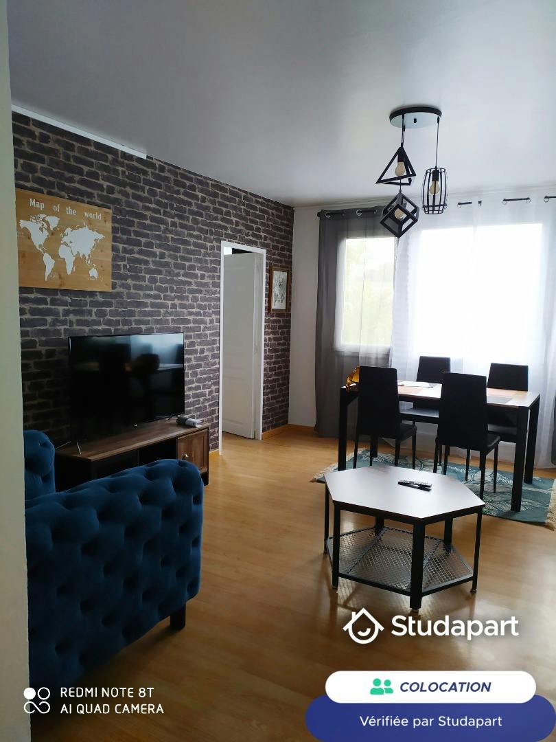 Private room for rent on Allée Romain Rolland, Lille - Vue 3