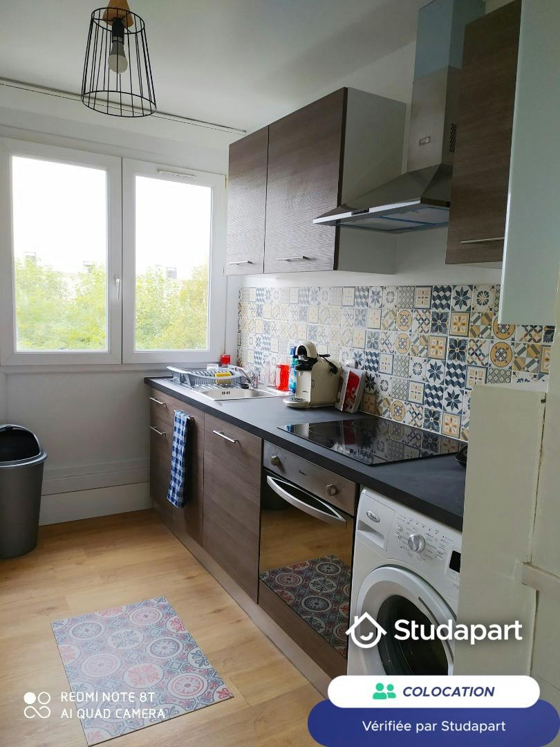 Private room for rent on Allée Romain Rolland, Lille - Vue 4