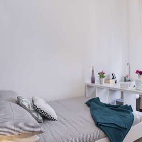 Privé kamer te huur voor € 525 per maand in Cesano Boscone, Via delle Betulle