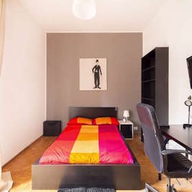 Private room for rent for €835 per month in Milan, Via Lattanzio