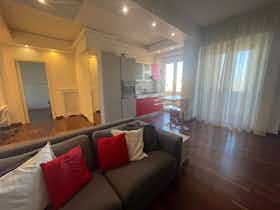 Apartment for rent for €1,900 per month in Rome, Via Flaminia